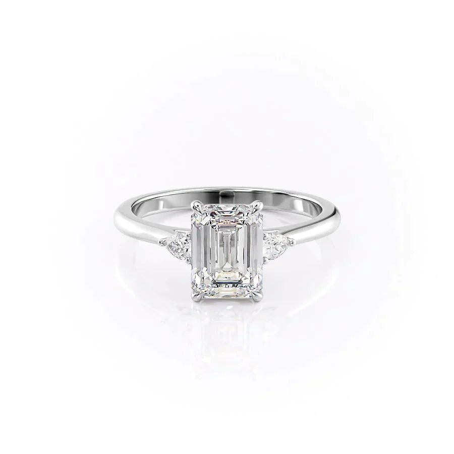 The Pears Liv Set With A 1.0 Carat