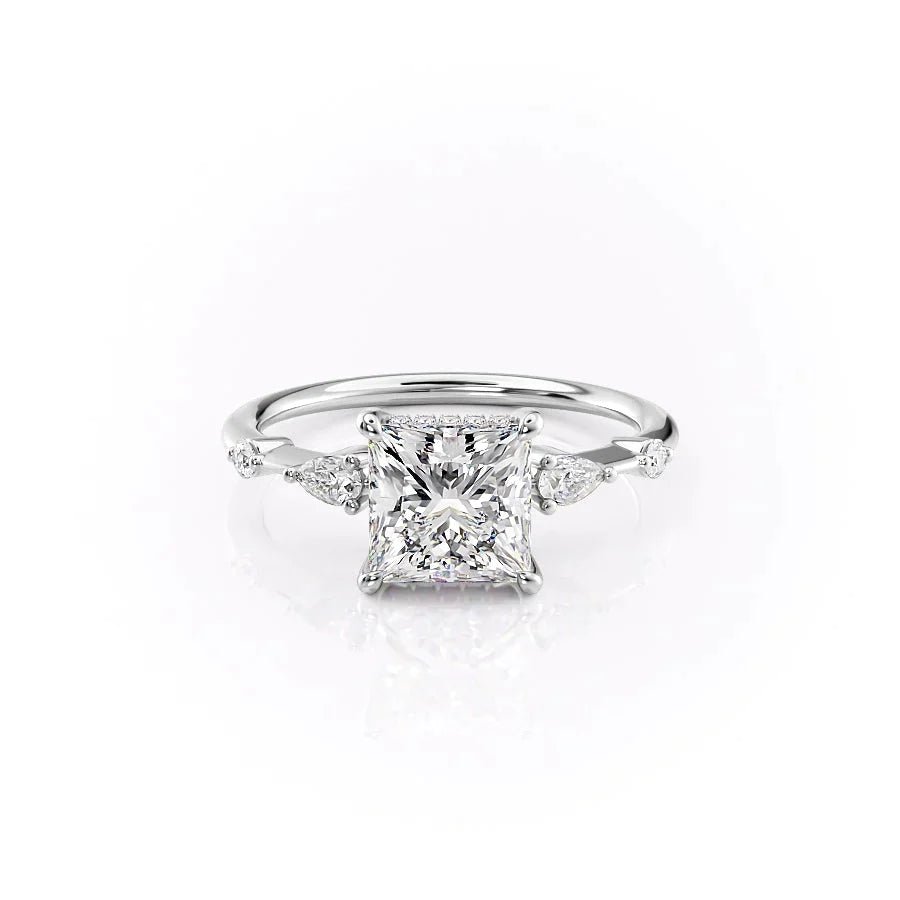 The Naomi Set With A 1.0 Carat