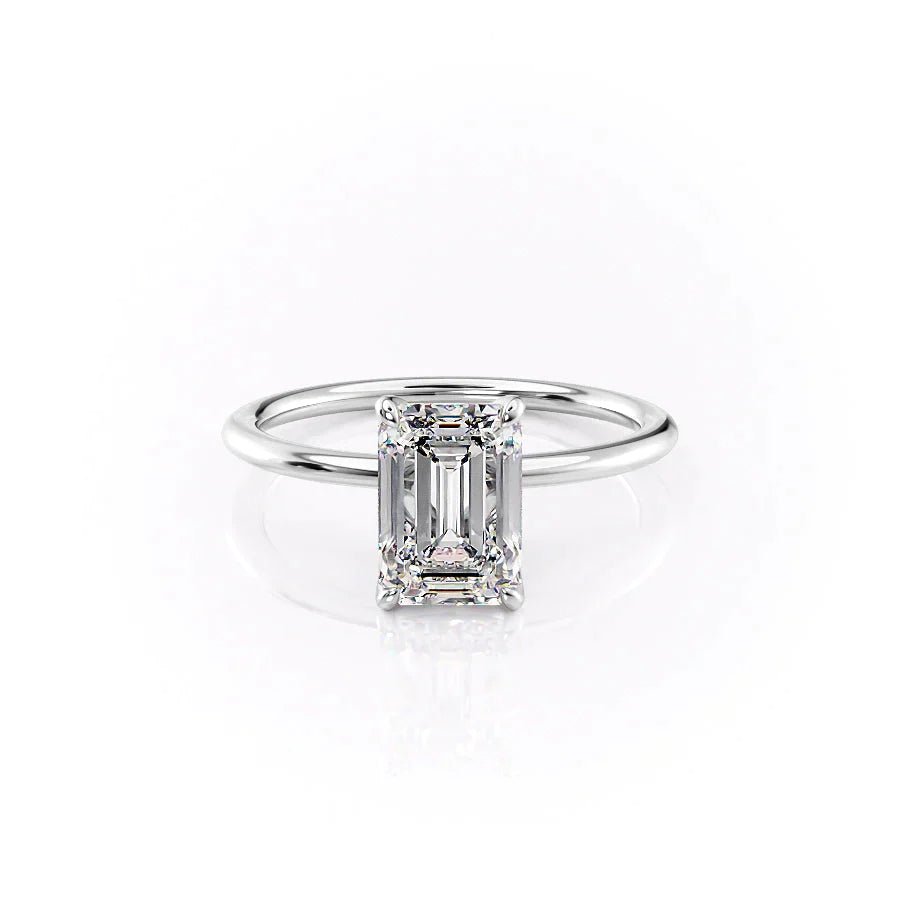 The Petal Kamellie Set With A 1.0 Carat